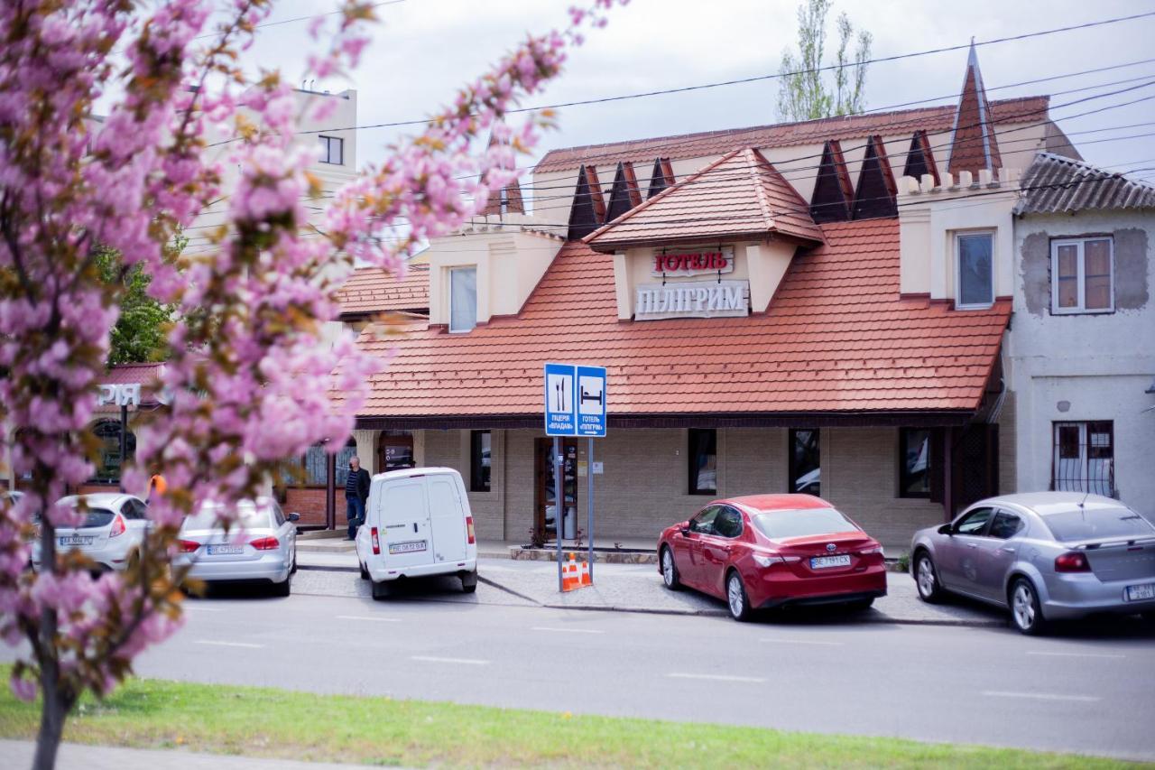 Piligrim 2 Hotel Николайев Екстериор снимка