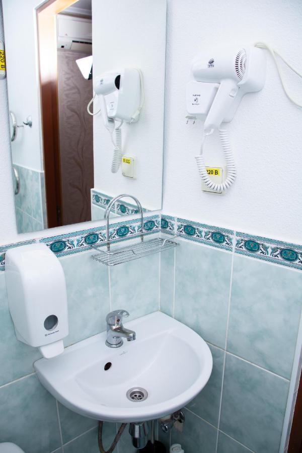 Piligrim 2 Hotel Николайев Екстериор снимка