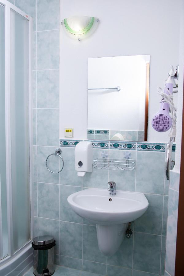 Piligrim 2 Hotel Николайев Екстериор снимка