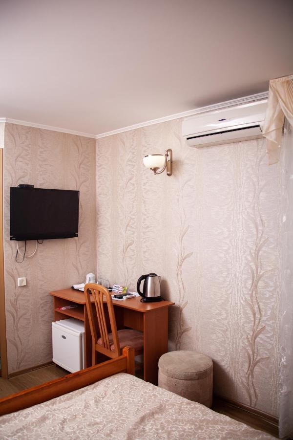 Piligrim 2 Hotel Николайев Екстериор снимка